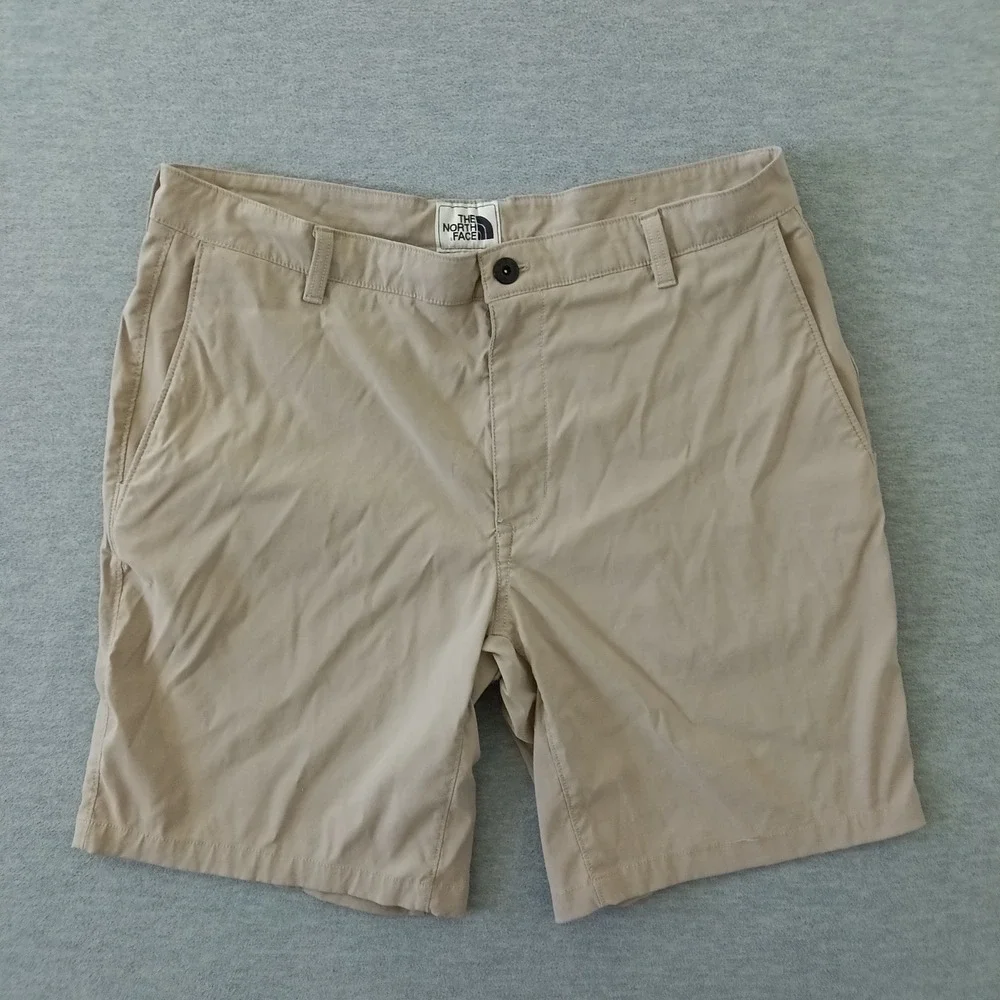 The North Face Mens Khaki Tan Flat Front Hiking Shorts Size 36 Regular Outdoor